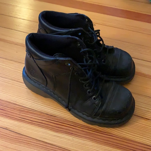 Dr. Martens Shoes - Vintage Dr. Martens Size US 8